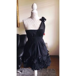 BCBG MAXAZRIA One Shoulder Dress